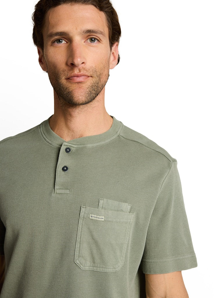 1050194 TOM TAILOR men - Henley 10767 greyish shadow olive