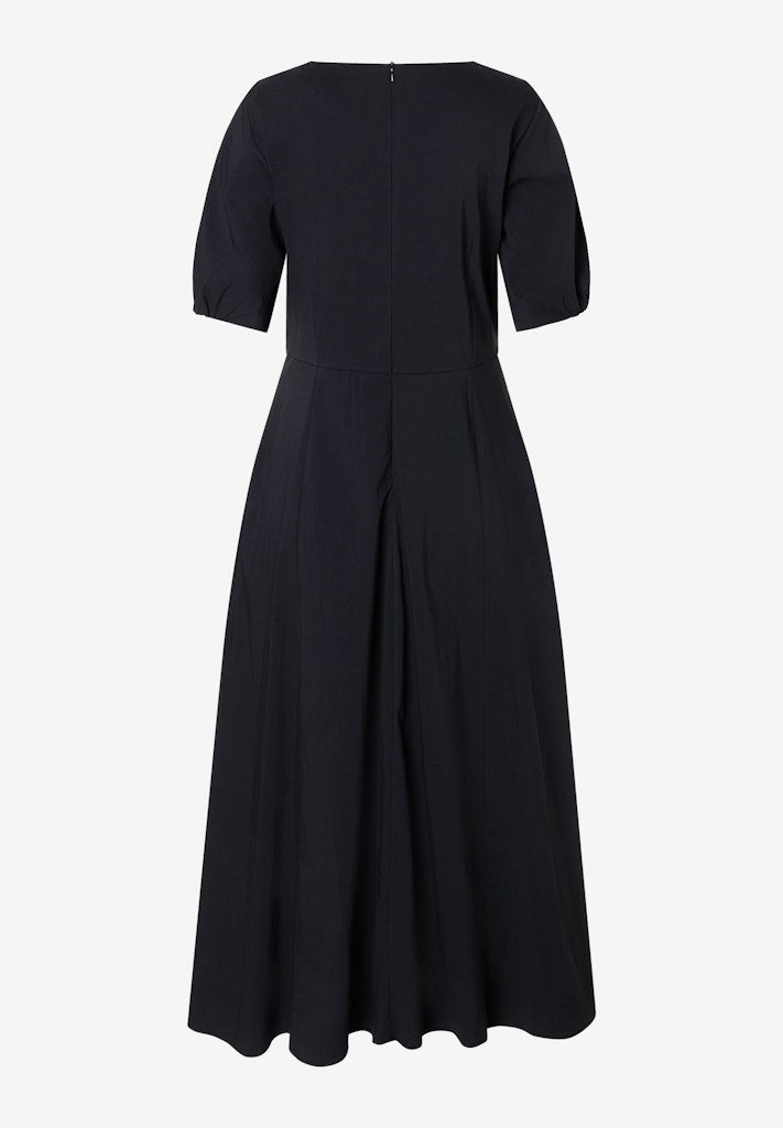 61823453 MORE&MORE - Clean Midi Dress 0790 schwarz