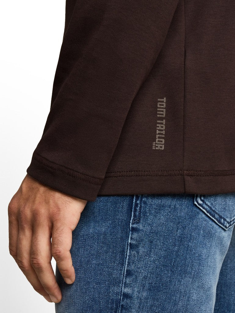 1052714 TOM TAILOR men - Rollkragenshirt mit Logo-Print 10571 dark chocolate brown